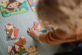 Puzzle progresywne Pory roku 4 układanki – 6, 9, 12 i 16 elementów 3+, Janod sku J0265 (12).png