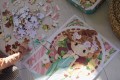 Janod Puzzle w walizce Obraz inspirowany twórczością Muchy 100 elementów 6+ Made in France 10.jpg